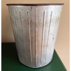 ANTIQUE ERIE PA USA ART METAL WASTEBASKET No12 DAN-DEE 14.25”T x 13.25”D